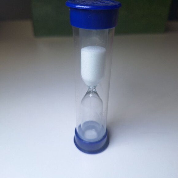 Sand Timer Minute Hourglass Plastic Vintage Game Replacement Piece Blue White - Picture 1 of 6